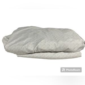 Amazon Basics 2 Piece Twin Bed Sheet Set Gray Crosshatch Printed